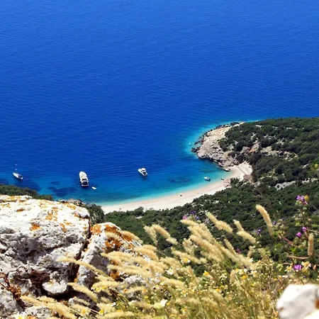 Gasthof With A Parking Space - 2512 Cres