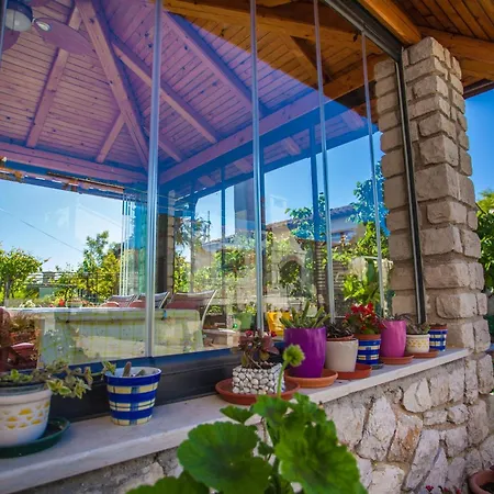 With A Parking Space - 2512 게스트하우스